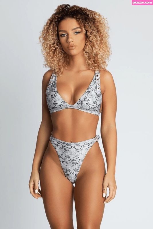 Jena Frumes N43