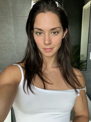 Vladislava Galagan - Thumb