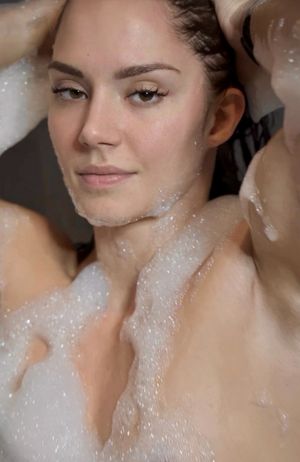 Vladislava Galagan - Thumb