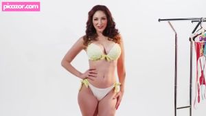 carlotta-champagne-1 video #1310 photo n 1310