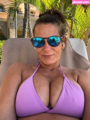 Annabelle Peaches - Image