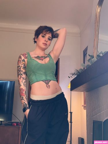 Anisa Jomha - Image