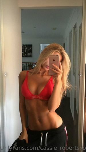 Chloe Roberts N13