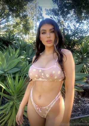 nicole-thorne-1 photo #25 photo n 25