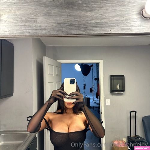 DaphneJoy  - Image