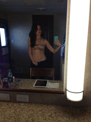 alison-brie-1 photo #303 photo n 303