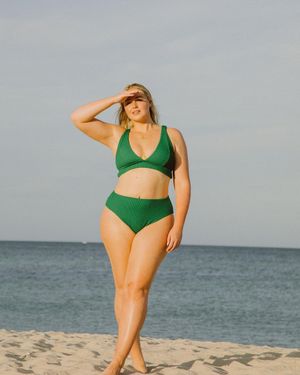 iskra-lawrence-1 photo #255 photo n 255
