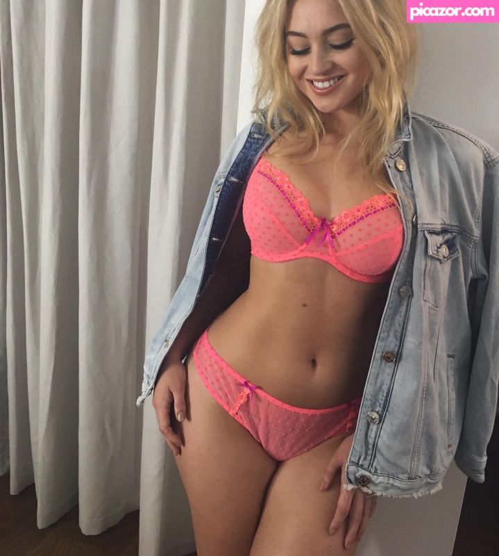 Iskra Lawrence N102