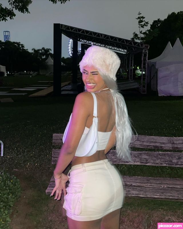 baddiejuu N18