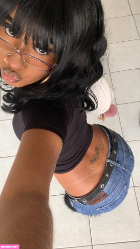 baddiejuu  - Image