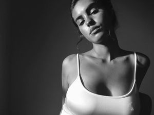 neomi-attal photo #1 photo n 1