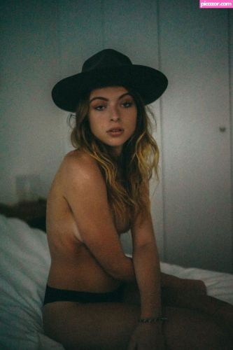 Sarah Fochrenbach  - Image
