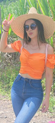 Catalina cruz  - Image