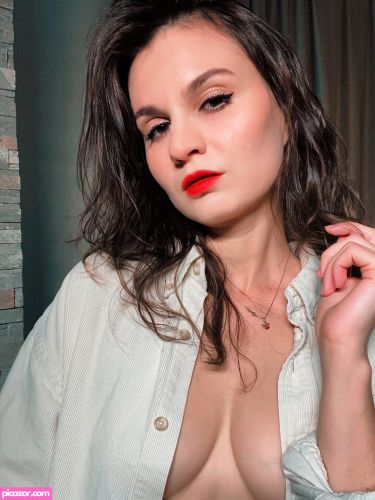 Tonya Rozatti  - Image