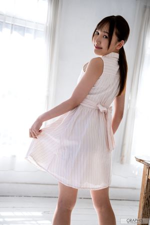 momo-misono-1 photo #2 photo n 2