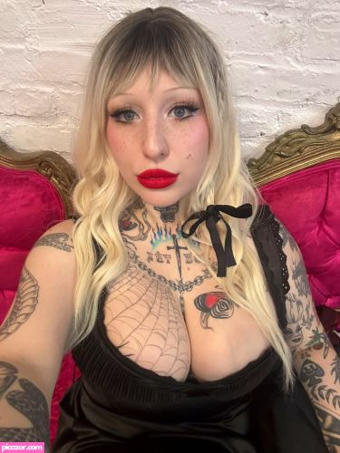 devildollee  - Image