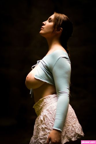 Henna m  - Image