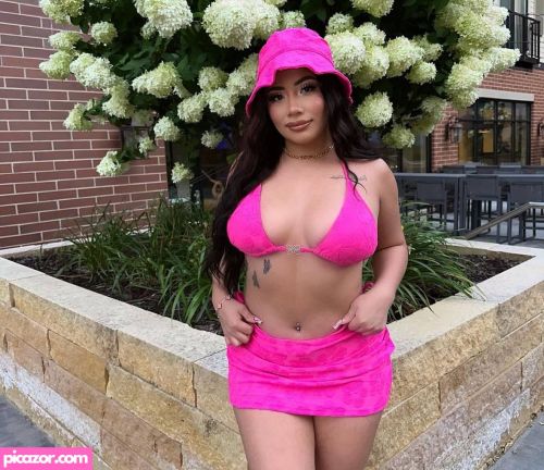 Karla Perez  - Image