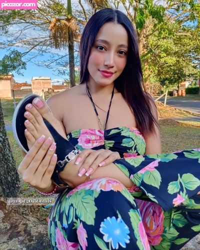 angiecutefeet  - Image