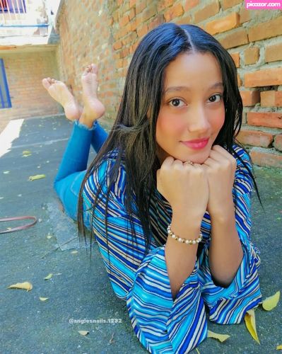 angiecutefeet  - Image