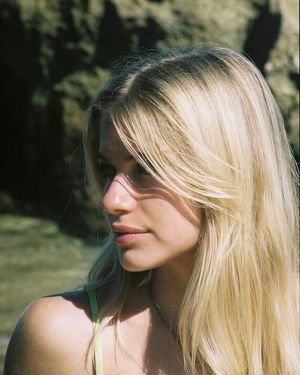 Farrah Bellinger - Thumb