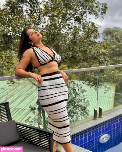 Nikita Sharma - Image