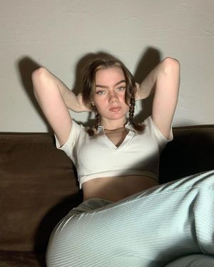 Oona Hiltunen - Thumb