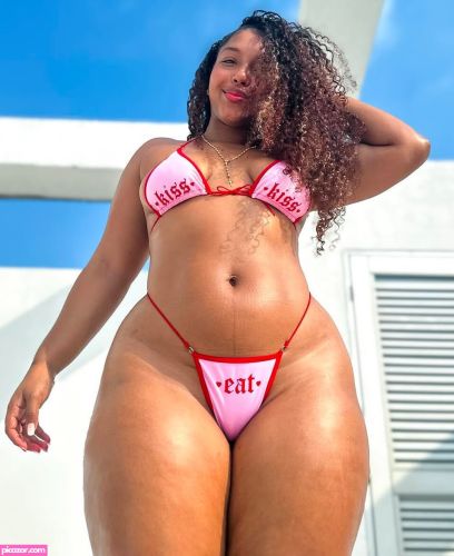 Thick baddie - Image
