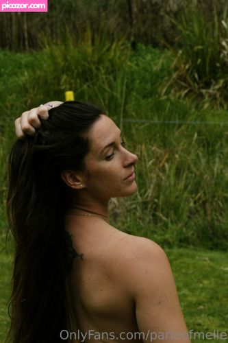 nakedaussienomad - Image