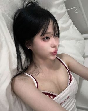 jiyoon-1 photo #2 photo n 2