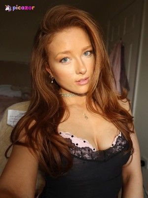 phoebeisginger  - Thumb