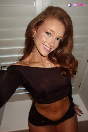 phoebeisginger  - Thumb