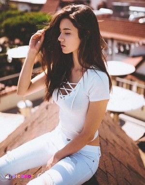Sarah Curr N18