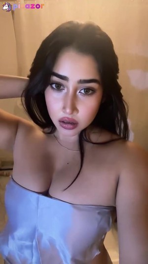 Sofia Ansari - Thumb