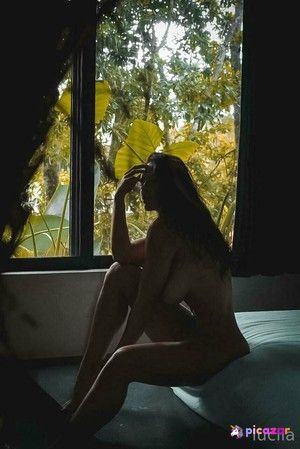 Lucia Javorcekova - Thumb
