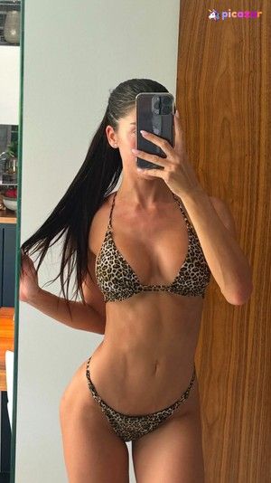 Melania Puntas - Thumb