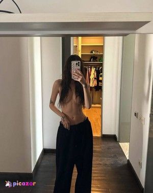Nadya Dorofeeva - Thumb
