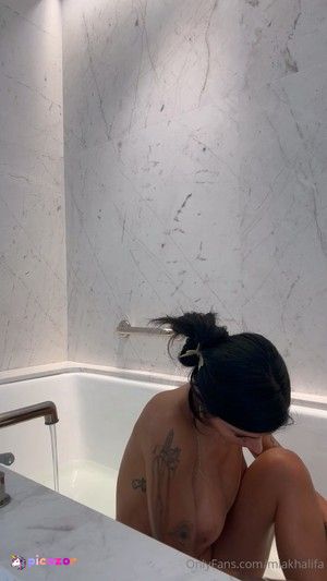 mia-khalifa photo #970 photo n 970
