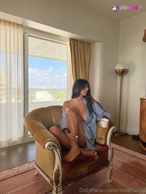 mia-khalifa photo #940 photo n 940
