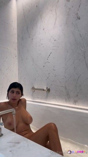 mia-khalifa photo #969 photo n 969