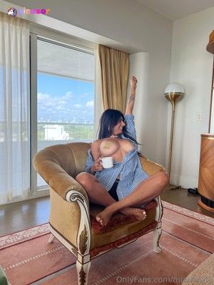 mia-khalifa photo #942 photo n 942