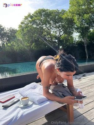 mia-khalifa photo #950 photo n 950