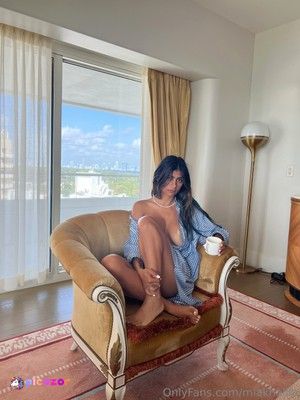 mia-khalifa photo #936 photo n 936