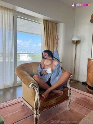 mia-khalifa photo #938 photo n 938