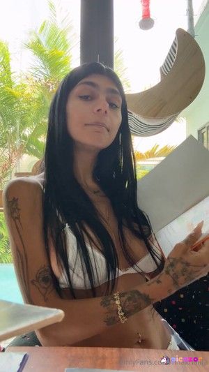 mia-khalifa photo #991 photo n 991
