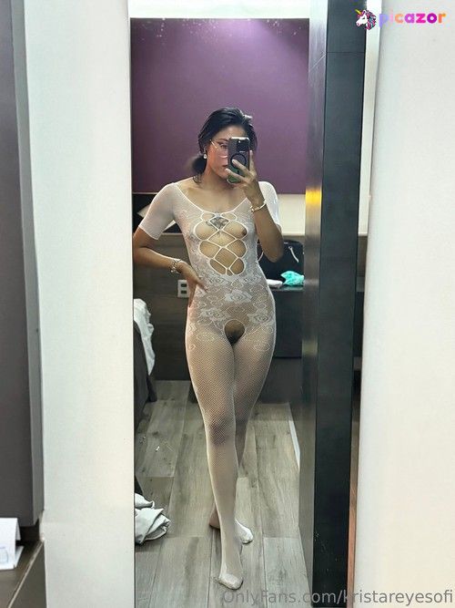 Krista Reyes - Image