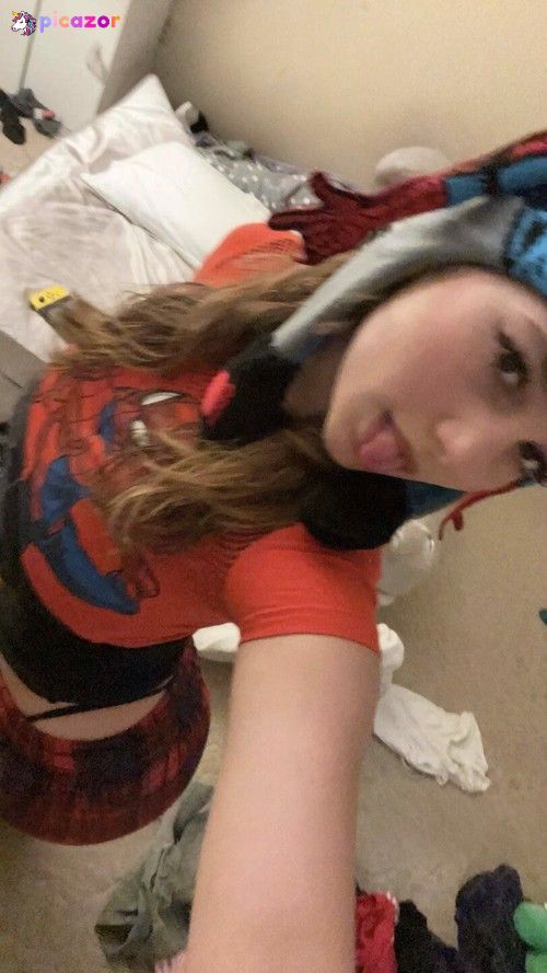 Sara Dobrik - Image