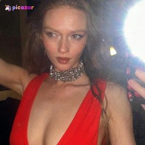 larsen-thompson-1 photo #193 photo n 193