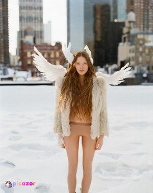 larsen-thompson-1 photo #186 photo n 186