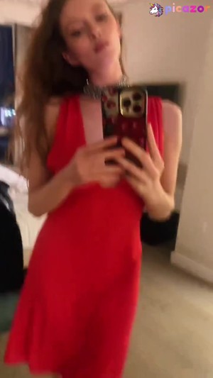 larsen-thompson-1 video #192 photo n 192